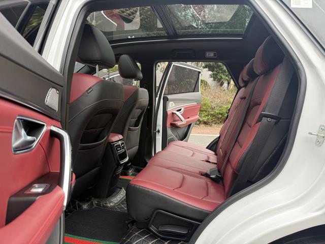 Chery Jetour X70 PLUS 2022 1.6T DCT Di Pro+ 7-Seater Used Car for Sale in Ghana -u22526040 | ZEEX AUTO