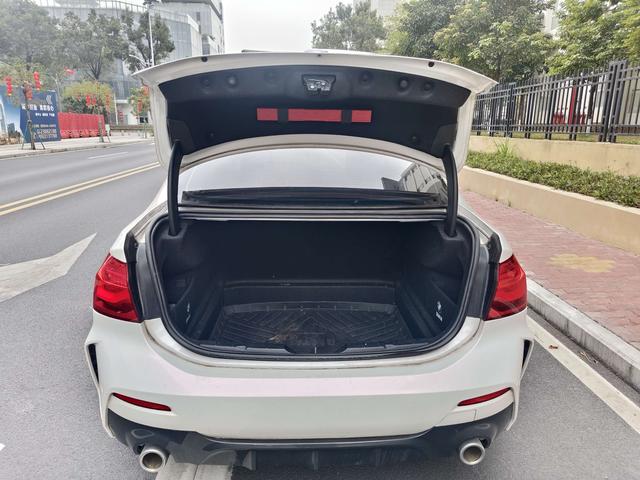 BMW Brilliance BMW 1 Series 2021 120i M Sport Edition Used Car for Sale in Ghana -u22807472 | ZEEX AUTO