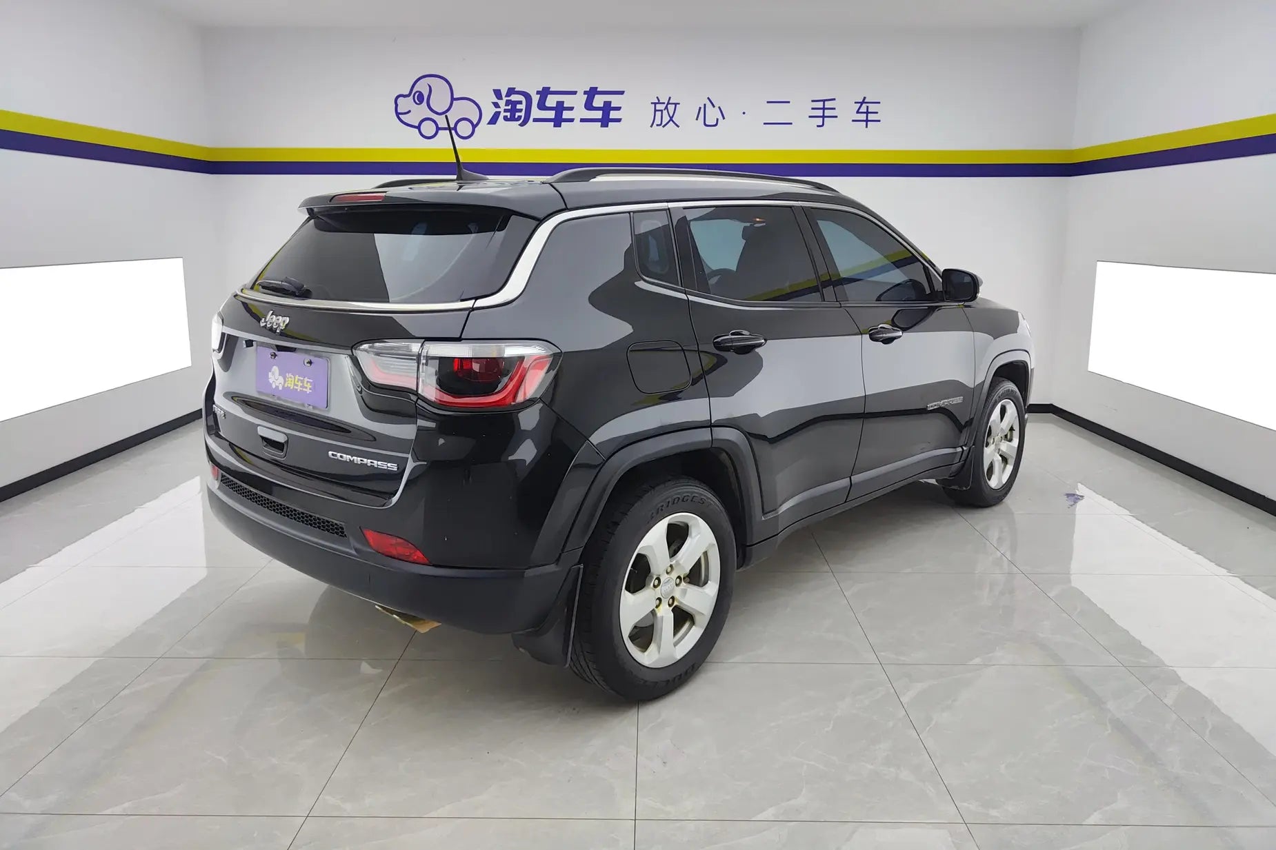 Jeep Compass 2019 220T Automatic Enjoyment Edition -u21438134 | ZEEX AUTO