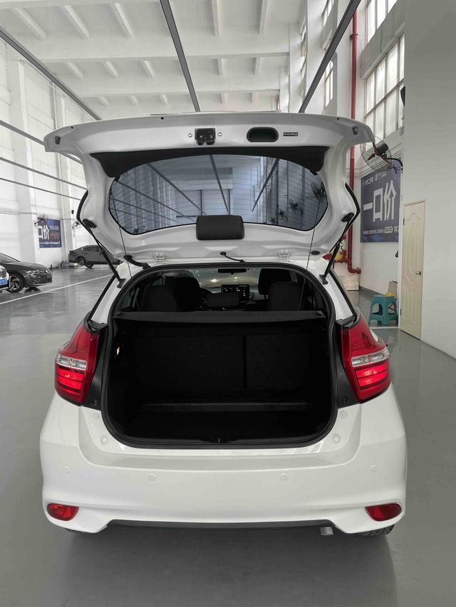 GAC Toyota YARIS L 2021 1.5L CVT Leading Edition -u22638025 | ZEEX AUTO
