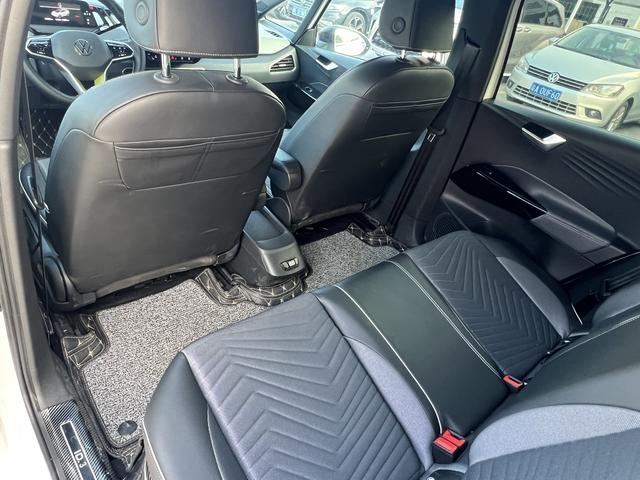 SAIC Volkswagen ID.3 2023 Upgrade Pure Smart Version Used Car for Sale in Ghana -u22841869 | ZEEX AUTO