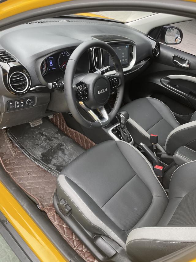 KIA KX1 2021 1.4L CVT Enjoy Sunroof Edition Used Car for Sale in Ghana -u22943667 | ZEEX AUTO