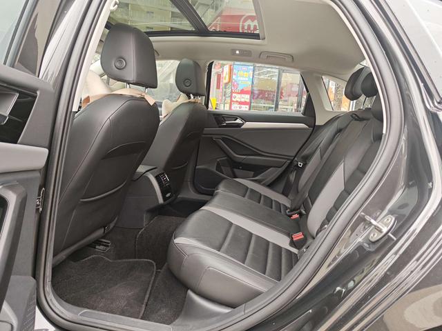 FAW-Volkswagen Sagitar 2022 200TSI DSG Premium Edition Used Car for Sale in Ghana -u22933039 | ZEEX AUTO