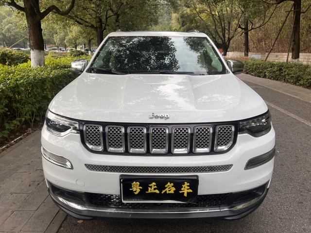 GAC Fiat Chrysler Jeep Grand Commander 2018 Model 2.0T 4WD Premium Edition National V Used Car for Sale in Ghana -u22360874 | ZEEX AUTO