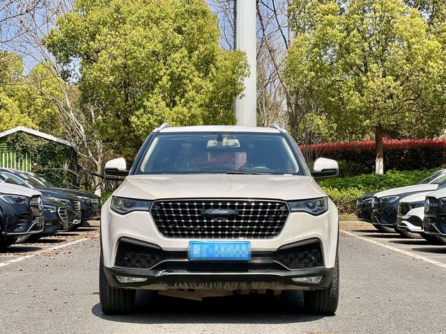 Zotye T700 2017 1.8T Dual Clutch Premium Edition Used Car for Sale in Ghana -u23518239 | ZEEX AUTO