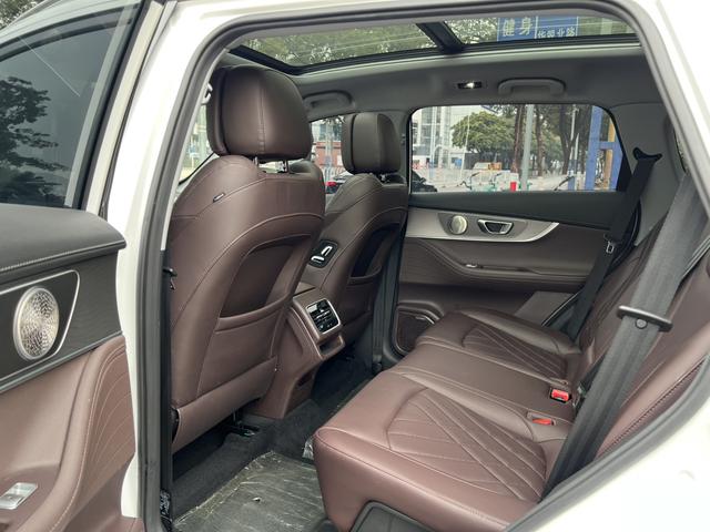 Chery Tiggo 8 PLUS 2024 Champion Edition Kunpeng 290TGDI DCT Luxury Enjoyment Version 5-seater Used Car for Sale in Ghana -u22526326 | ZEEX AUTO