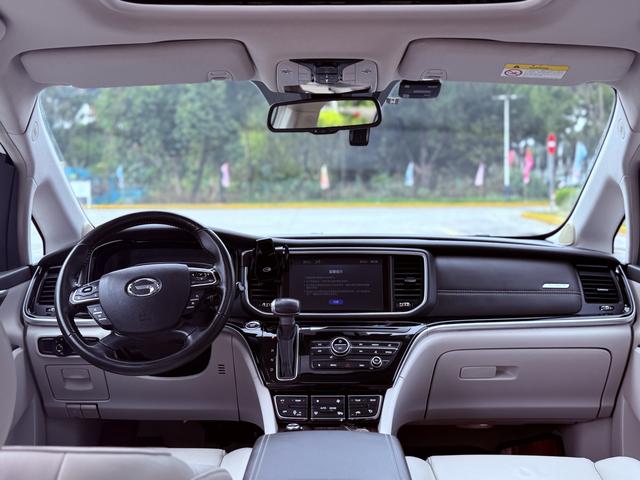 GAC Trumpchi M8 2018 Model 320T Premium Version Used Car for Sale in Ghana -u22859969 | ZEEX AUTO