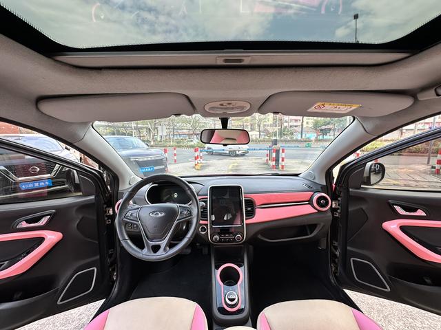Chery Little Ant 2022 Sweet Pink Trim Full Sugar Edition Ternary Lithium 30.6kWh 30kW 301km Used Car for Sale in Ghana -u22751036 | ZEEX AUTO