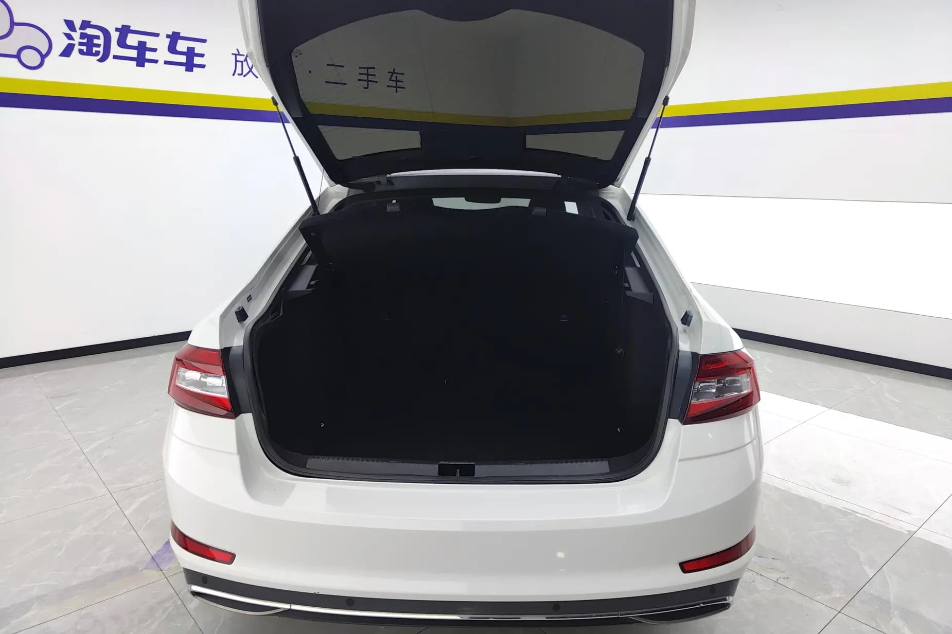 SAIC Volkswagen Skoda Octavia 2019 1.5L Automatic Zhixing Luxury Edition (National V) -u21257077 | ZEEX AUTO