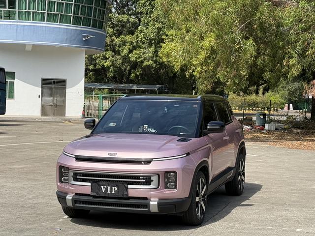 Geely ICON 2023 1.5TD Chocolate Chunqiao Edition Used Car for Sale in Ghana -u22720919 | ZEEX AUTO