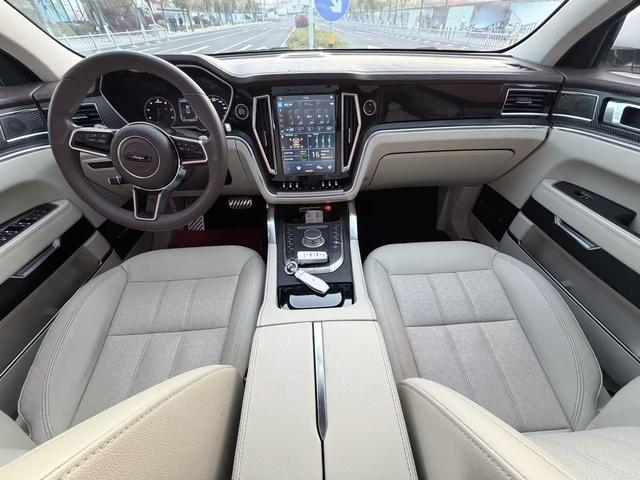 Zotye T700 2017 Model 1.8T DCT Premium New Year Edition Used Car for Sale in Ghana -u23355801 | ZEEX AUTO