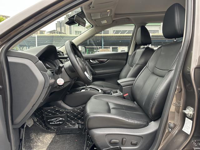 Dongfeng Nissan X-Trail 2019 2.0L CVT Comfort Edition 2WD Used Car for Sale in Ghana -u23023000 | ZEEX AUTO