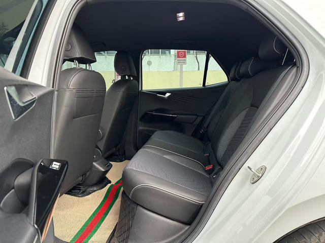 SAIC Volkswagen ID.3 2023 Upgraded Pure Smart Version Used Car for Sale in Ghana -u22993753 | ZEEX AUTO