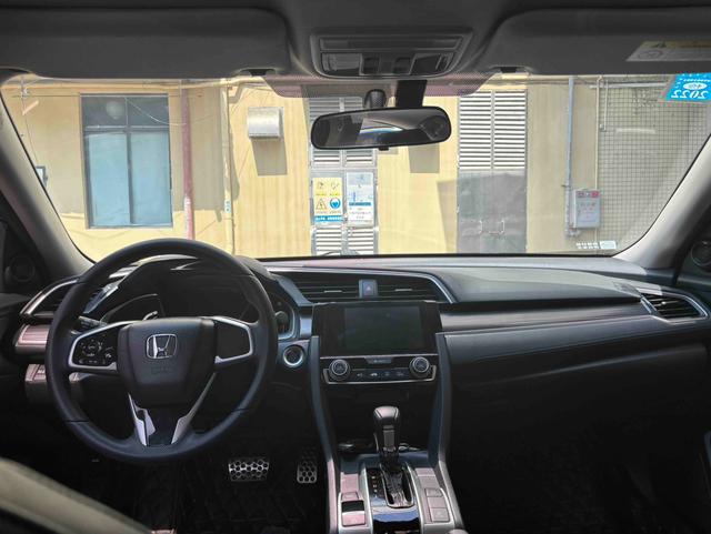 Dongfeng Honda Civic 2019 220TURBO CVT Dynamic Edition National VI Used Car for Sale in Ghana -u23043624 | ZEEX AUTO