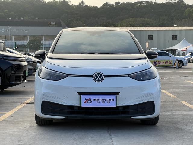 SAIC Volkswagen ID.3 2023 Upgrade Pure Smart Version Used Car for Sale in Ghana -u22841869 | ZEEX AUTO