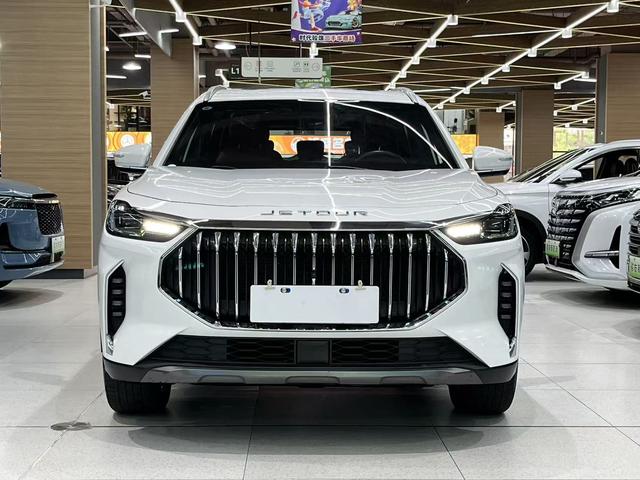 Chery Jetour X70 PLUS 2023 1.5T DCT Brave PLUS 5-seater Used Car for Sale in Ghana -u21313886 | ZEEX AUTO