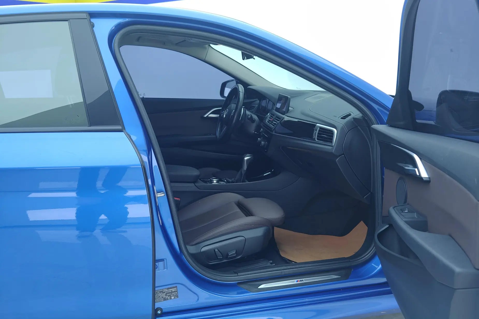 BMW Brilliance 1 Series 2019 Model 120i Leading M Sport Package -u21517298 | ZEEX AUTO