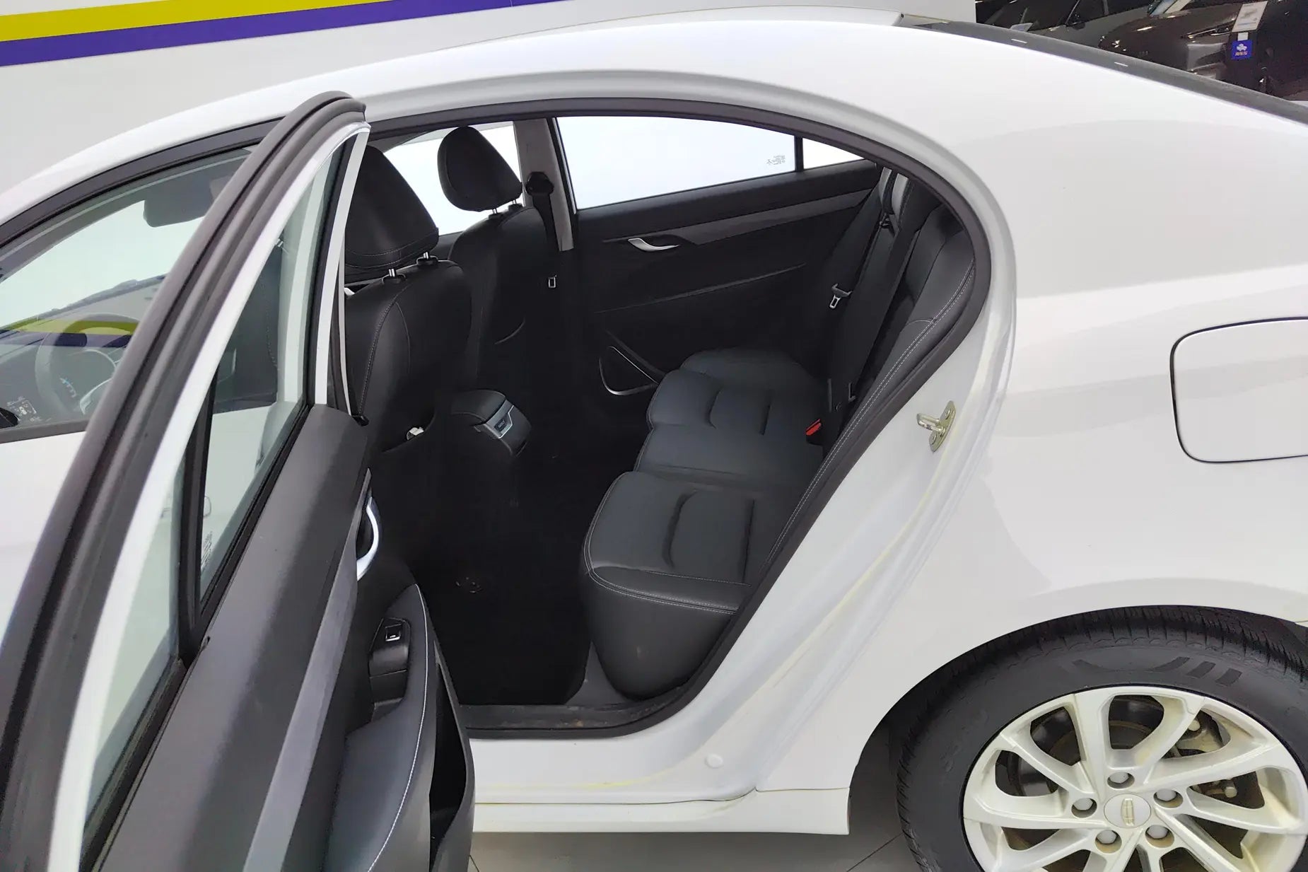 Geely Emgrand 2021 UP 1.5L CVT Luxury Model -u22418806 | ZEEX AUTO