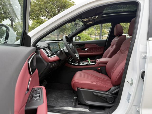 Chery Jetour X70 PLUS 2025 1.5T 6DCT Elite 5-Seater Used Car for Sale in Ghana -u22757327 | ZEEX AUTO