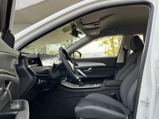 Chery Jetour X70 PLUS 2021 1.6T DCT Chen 5-Seat Used Car for Sale in Ghana -u22388534 | ZEEX AUTO