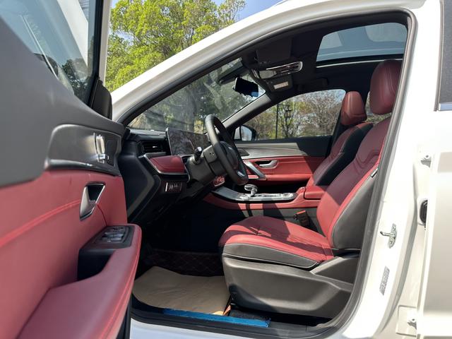 Chery Jetour X70 PLUS 2024 Champion Edition 1.5T DCT Champion MAX 7-Seater Used Car for Sale in Ghana -u22956389 | ZEEX AUTO