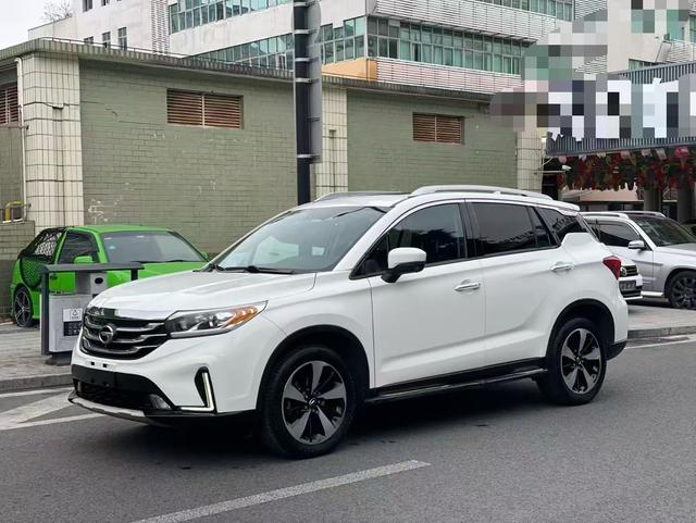 GAC Trumpchi GS4 2018 Model 235T Automatic 2WD Luxury Smart Connect Version -u22761632 | ZEEX AUTO