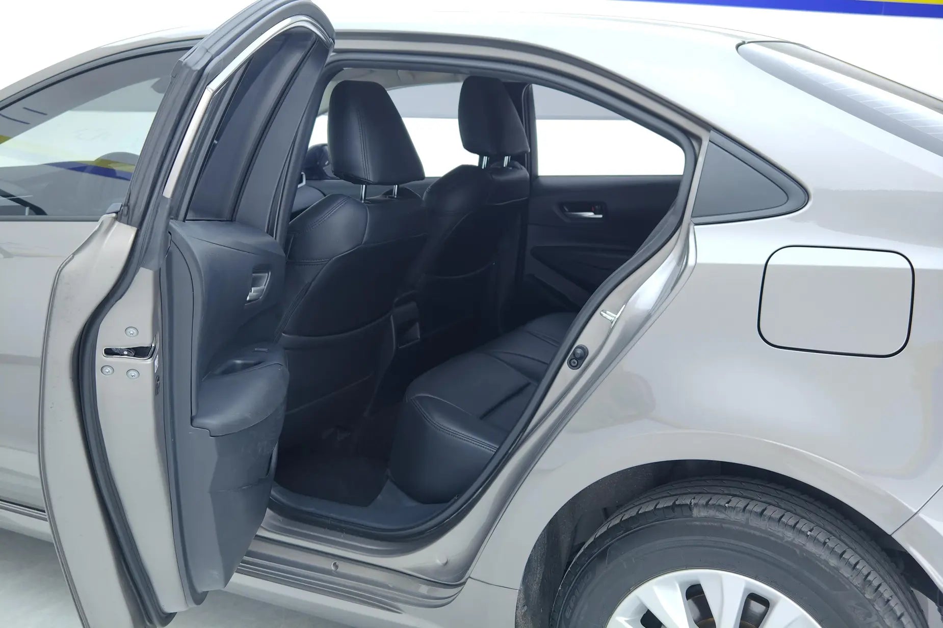 FAW Toyota Corolla 2021 1.2T S-CVT Pioneer PLUS Edition -u22128610 | ZEEX AUTO