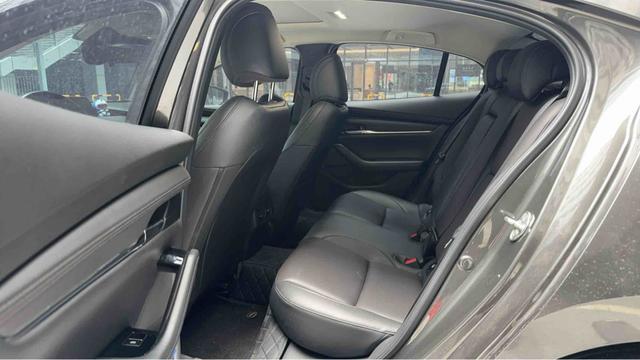 Mazda 3 Axela 2021 2.0L Automatic Zhiya Edition Used Car for Sale in Ghana -u22922453 | ZEEX AUTO