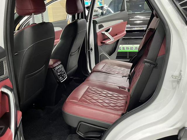 Chery Jetour X70 PLUS 2023 1.5T DCT Brave PLUS 5-seater Used Car for Sale in Ghana -u21313886 | ZEEX AUTO