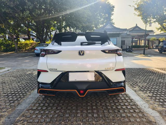 Changan UNI-T 2022 1.5T Sport Edition Flagship Model Used Car for Sale in Ghana -u22425768 | ZEEX AUTO