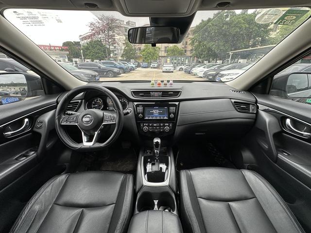 Dongfeng Nissan X-Trail 2019 2.0L CVT Comfort Edition 2WD Used Car for Sale in Ghana -u23023000 | ZEEX AUTO