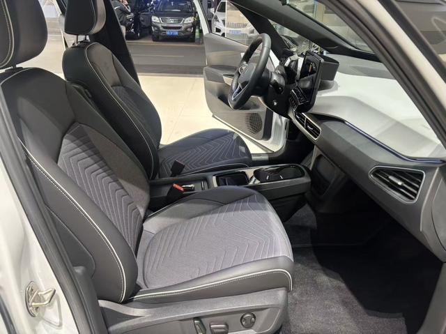 SAIC Volkswagen ID.3 2023 Upgraded Pure Smart Edition Used Car for Sale in Ghana -u22494078 | ZEEX AUTO