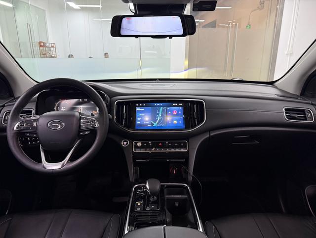 GAC Trumpchi GS8 2020 Model 390T 2WD Premium Version 7-Seater Used Car for Sale in Ghana -u22865190 | ZEEX AUTO