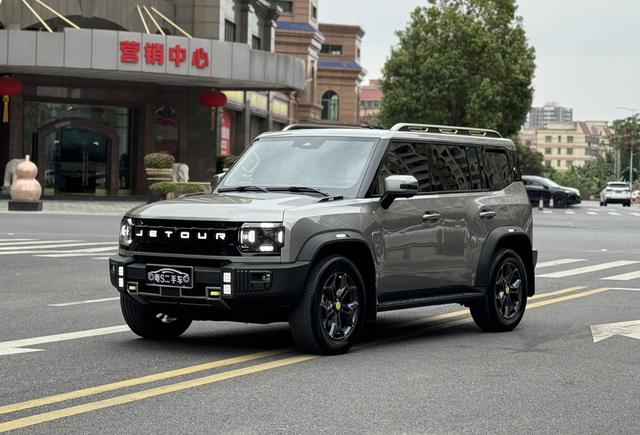 Chery Jetour Traveler 2023 2.0TD 4WD Cross PRO Used Car for Sale in Ghana -u23006445 | ZEEX AUTO