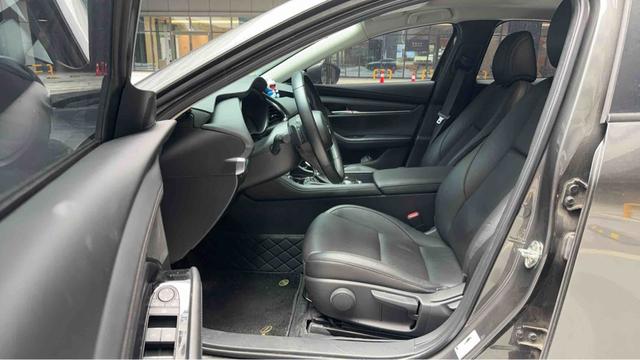 Mazda 3 Axela 2021 2.0L Automatic Zhiya Edition Used Car for Sale in Ghana -u22922453 | ZEEX AUTO