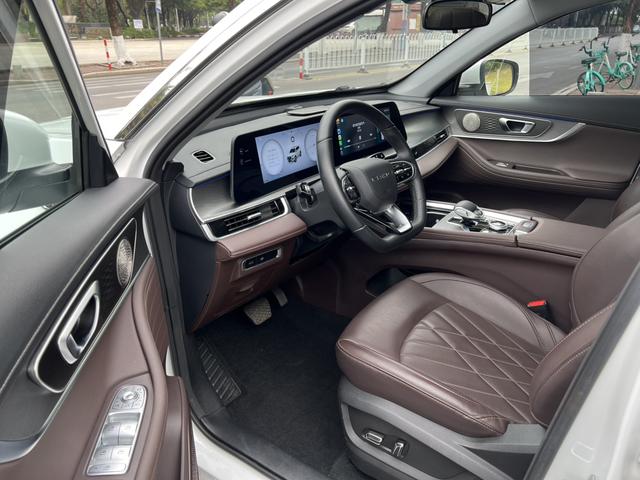 Chery Tiggo 8 PLUS 2024 Champion Edition Kunpeng 290TGDI DCT Luxury Enjoyment Version 5-seater Used Car for Sale in Ghana -u22526326 | ZEEX AUTO
