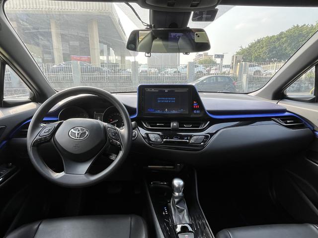GAC Toyota C-HR 2018 2.0L Leading Sunroof Edition (National V) -u22837085 | ZEEX AUTO