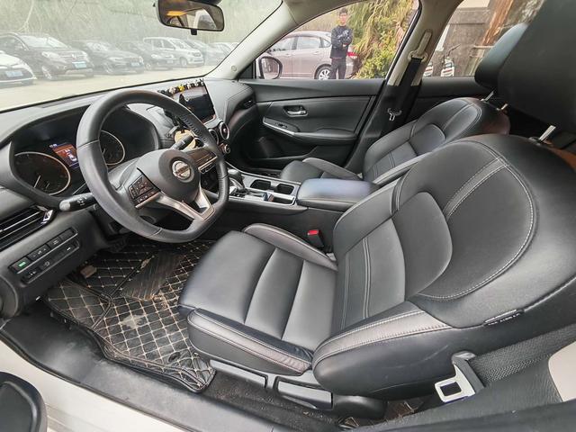 Dongfeng Nissan Sylphy 2021 1.6L XL CVT Premium Edition -u22769378 | ZEEX AUTO