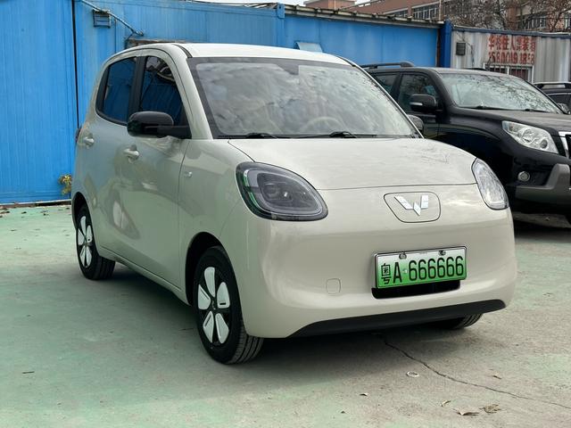 Wuling Hongguang MINIEV 2025 Model 205km Lithium Iron Phosphate Battery 4-Door Advanced Version -u22787615 | ZEEX AUTO