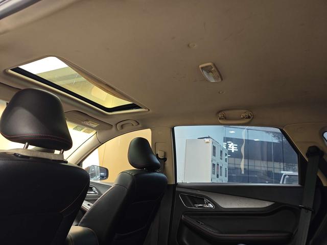 Baojun 560 2015 Model 1.8L Manual Luxury Version -u22665661 | ZEEX AUTO