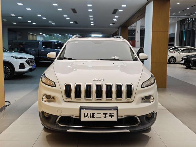 Jeep Cherokee 2017 2.4L Leading Edition Smart Package -u22437483 | ZEEX AUTO