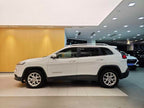Jeep Cherokee 2017 2.4L Leading Edition Smart Package -u22437483 | ZEEX AUTO