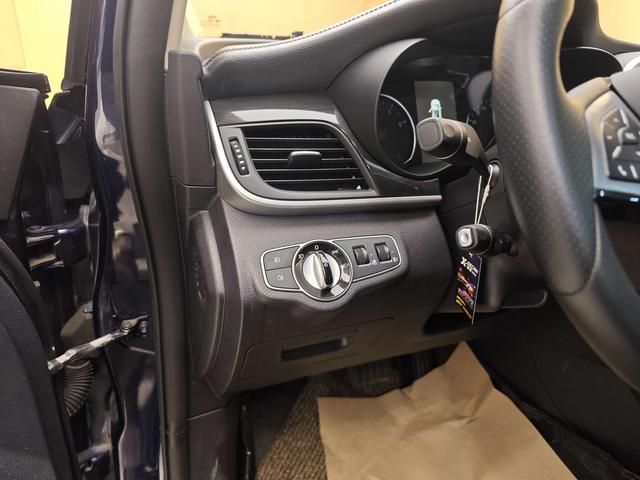 Song MAX 2017 1.5T Automatic Smart Connect Elite 7-Seater -u22370322 | ZEEX AUTO