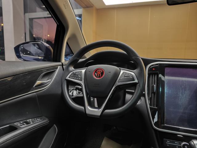 Song MAX 2017 1.5T Automatic Smart Connect Elite 7-Seater -u22370322 | ZEEX AUTO