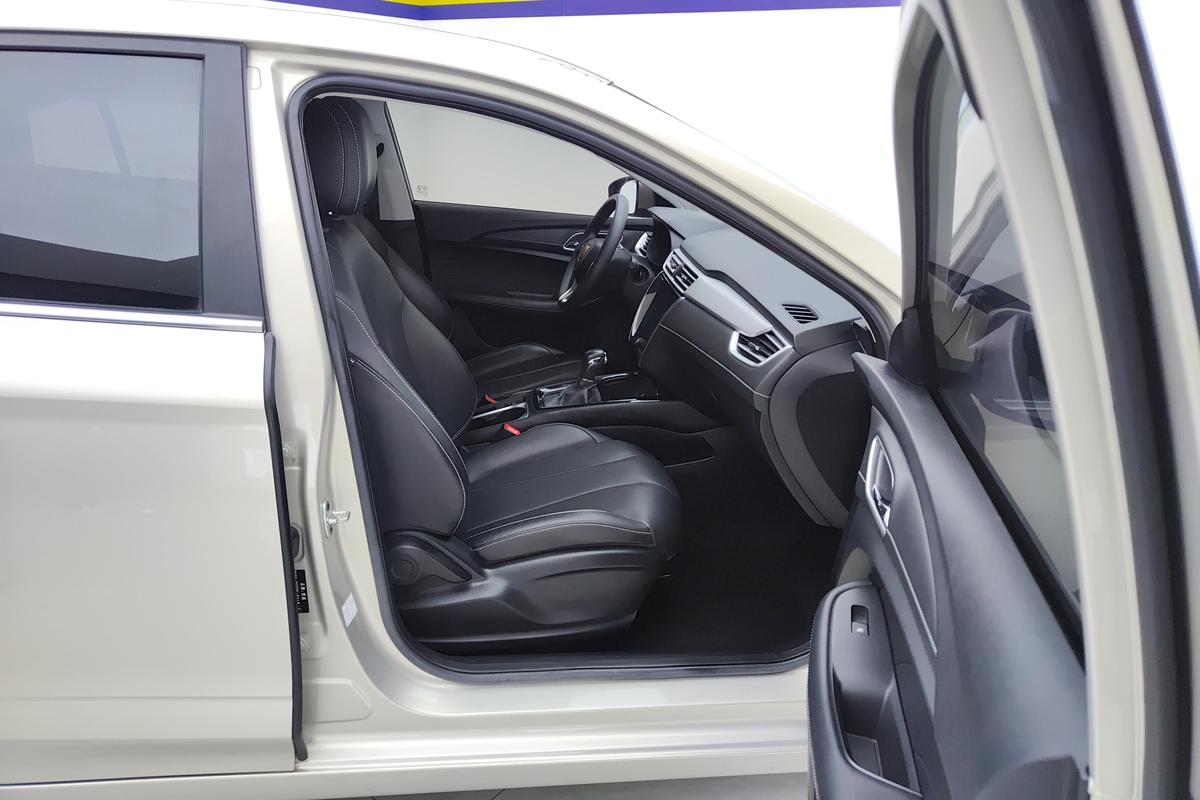 Roewe i5 2020 Model 1.5L CVT 4G Connect Luxury Flagship Version -u22418789 | ZEEX AUTO