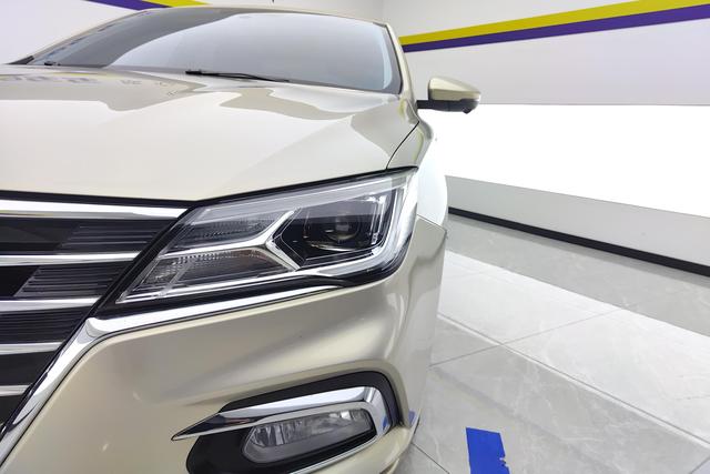 Roewe i5 2020 Model 1.5L CVT 4G Connect Luxury Flagship Version -u22418789 | ZEEX AUTO