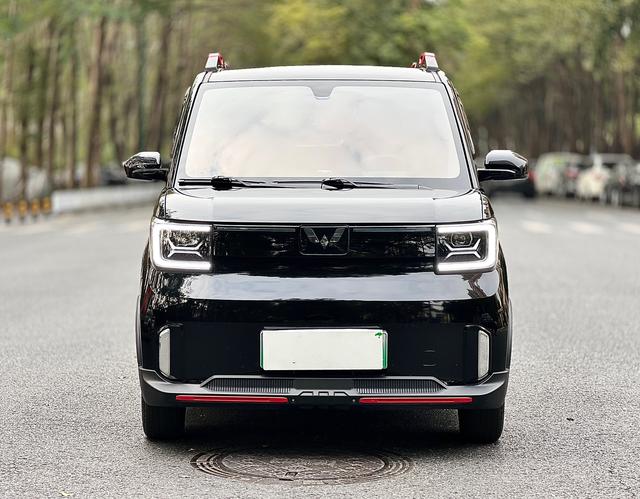 Wuling Hongguang MINIEV 2022 GAMEBOY 200km Play Style Edition Lithium Iron Phosphate Battery -u22287619 | ZEEX AUTO