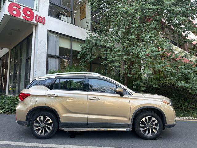 Trumpchi GS4 2018 Model 200T G-DCT 2WD Elite Version -u22606226 | ZEEX AUTO