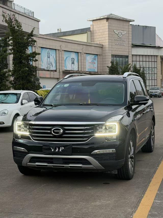 GAC Trumpchi GS8 2017 Model 320T 2WD Premium Version 7-Seater -u22822236 | ZEEX AUTO