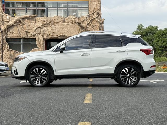 GAC Trumpchi GS4 2015 200T G-DCT Luxury Edition -u22061728 | ZEEX AUTO